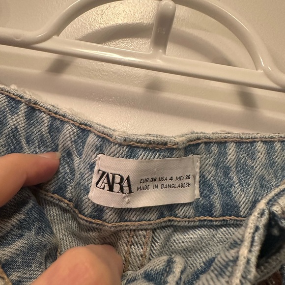 Zara denim shorts - Picture 3 of 3